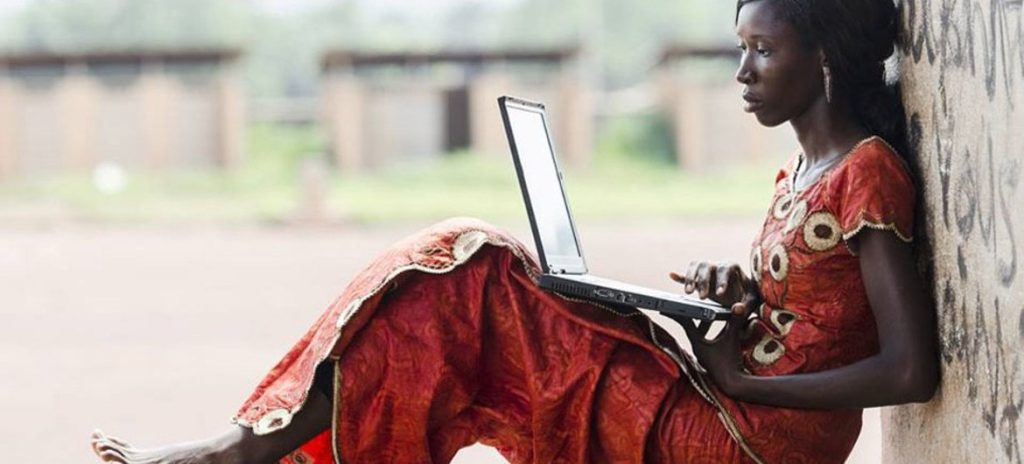 LANCEMENT DU PROJET RESECO : ÉLARGIR L’ACCÈS DE 10 000 FILLES AUX METIERS PORTEURS DE CROISSANCE ET D’INNOVATIONS TECHNOLOGIQUES.